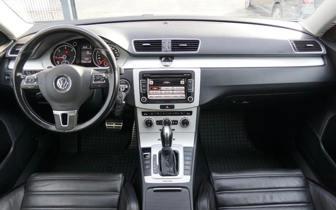 Volkswagen Passat cena 52700 przebieg: 210904, rok produkcji 2014 z Polkowice małe 436